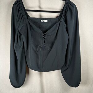 Abercrombie & Fitch Cropped Blouse w/Tie Detail & Puff Sleeves - Size L in Black